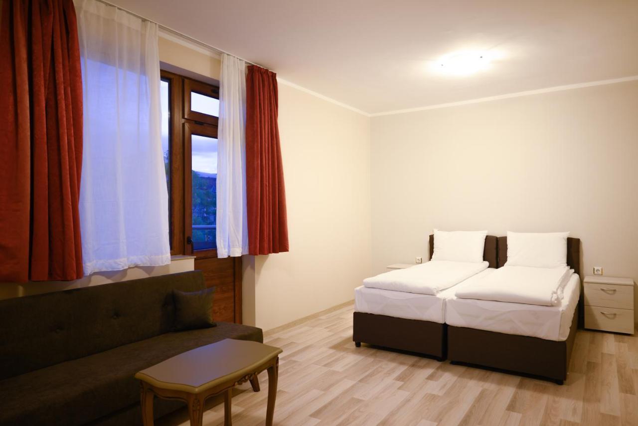 Hotel Leda София Экстерьер фото