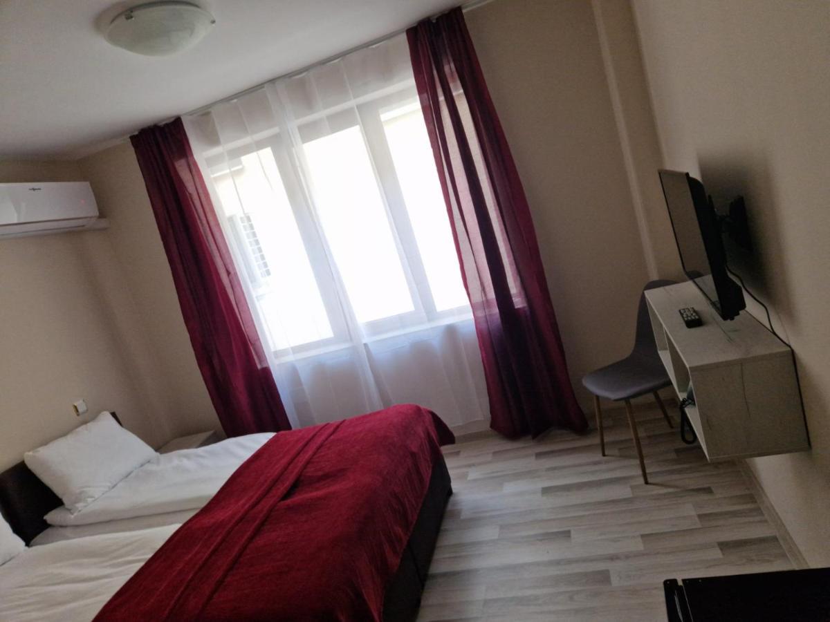 Hotel Leda София Экстерьер фото