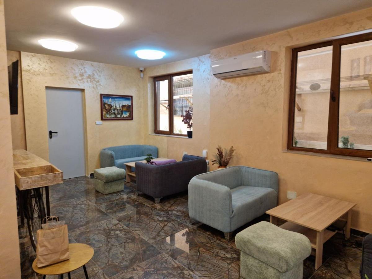 Hotel Leda София Экстерьер фото