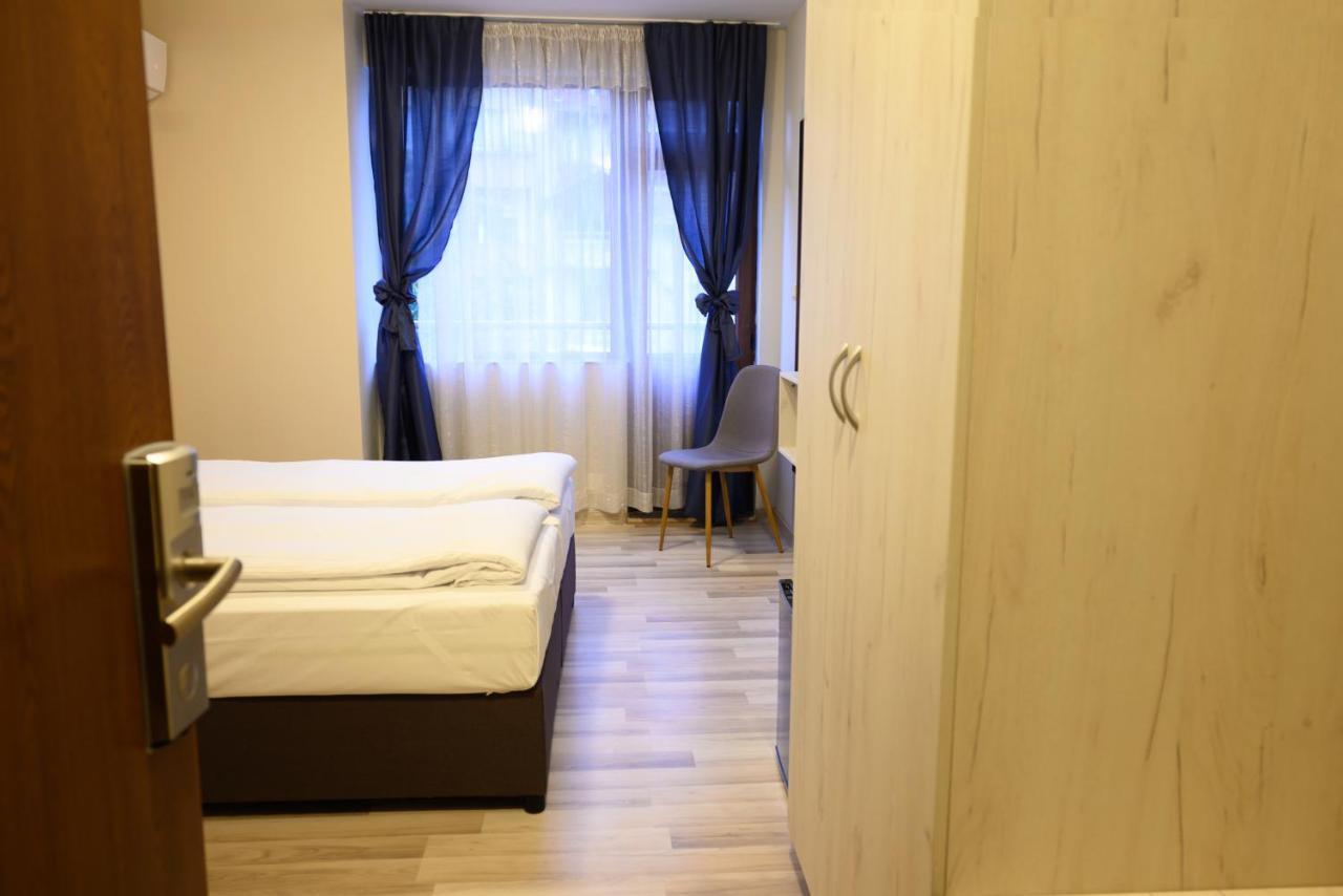 Hotel Leda София Экстерьер фото